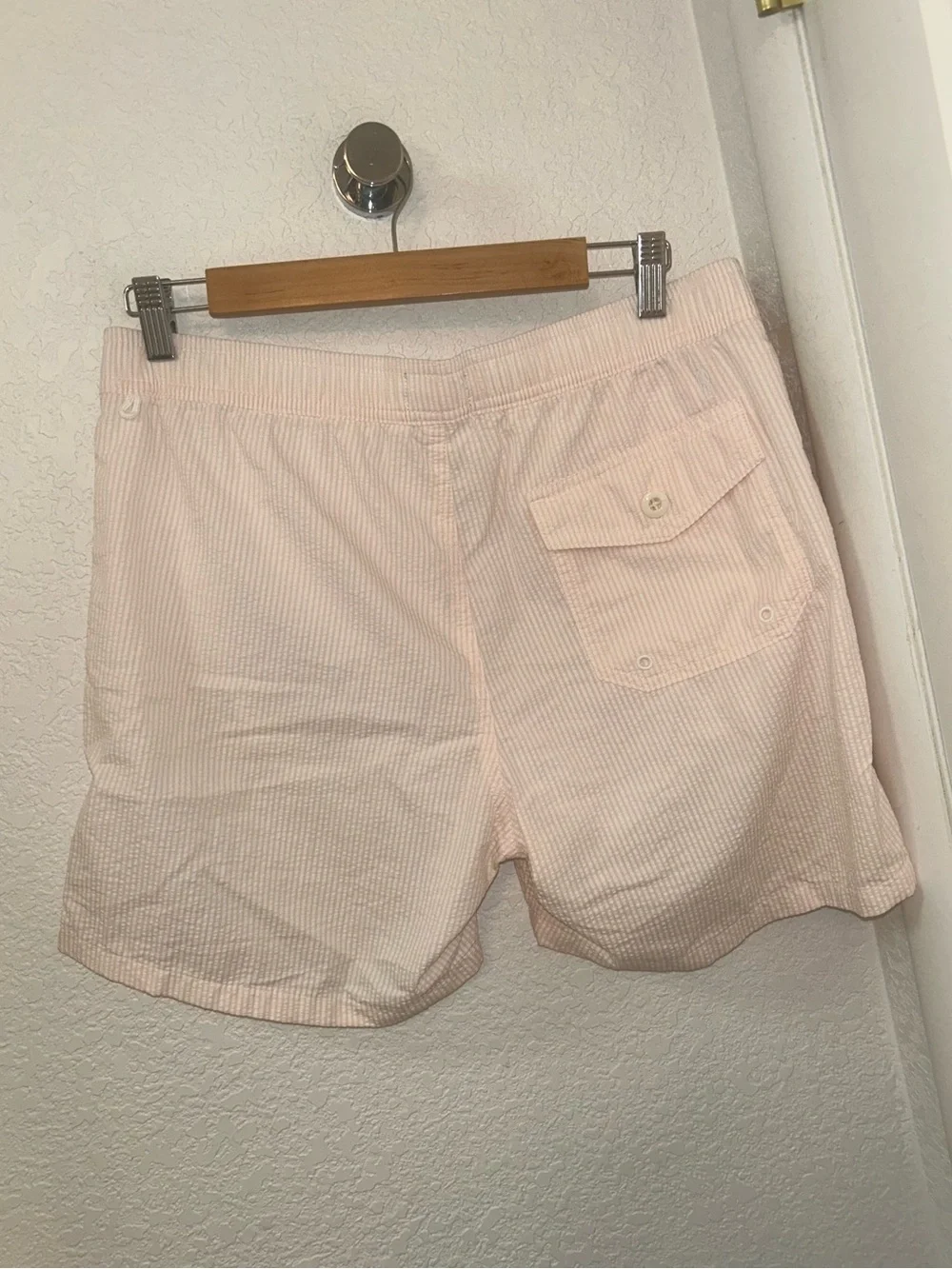 J. Crew 2024 The Men’s SeerSucker Swim Trunks in Pink Cotton Blend Lined SZ: M